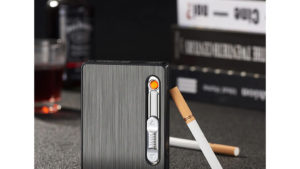 Cajetilla para cigarrillos con encendedor electronico